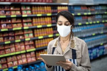 employee-supermarket-tablet-mask