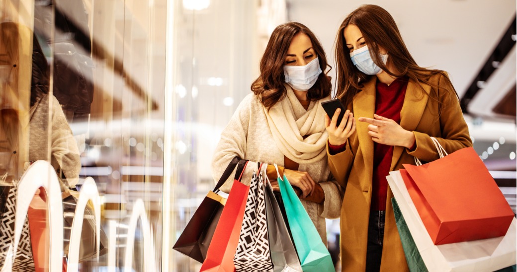 People shopping with masks on.