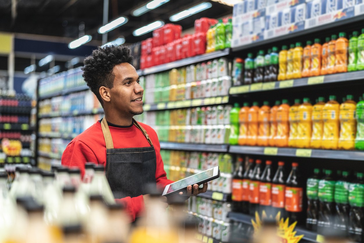 4 Reasons Why Every Grocery Retailer Needs Expiration Date Tracking Technology